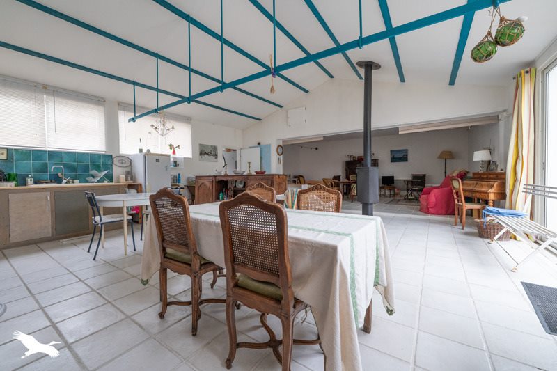 Vente Maison ST GEORGES D OLERON 17190 3 pièces - 145 m²