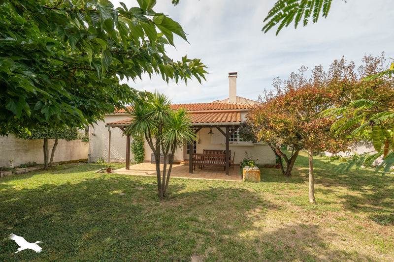 Vente Maison ST PIERRE D OLERON - 5 pièces -148 m² - (17310)