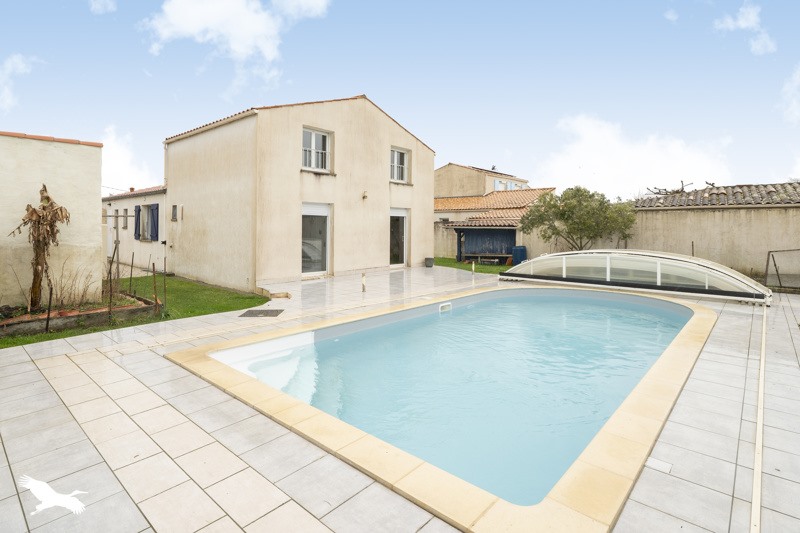 Vente Maison ST PIERRE D OLERON - 6 pièces -145 m² - (17310)