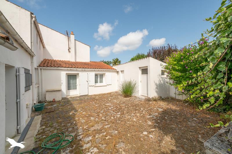Vente Maison ST GEORGES D OLERON - 4 pièces -105 m² - (17190)