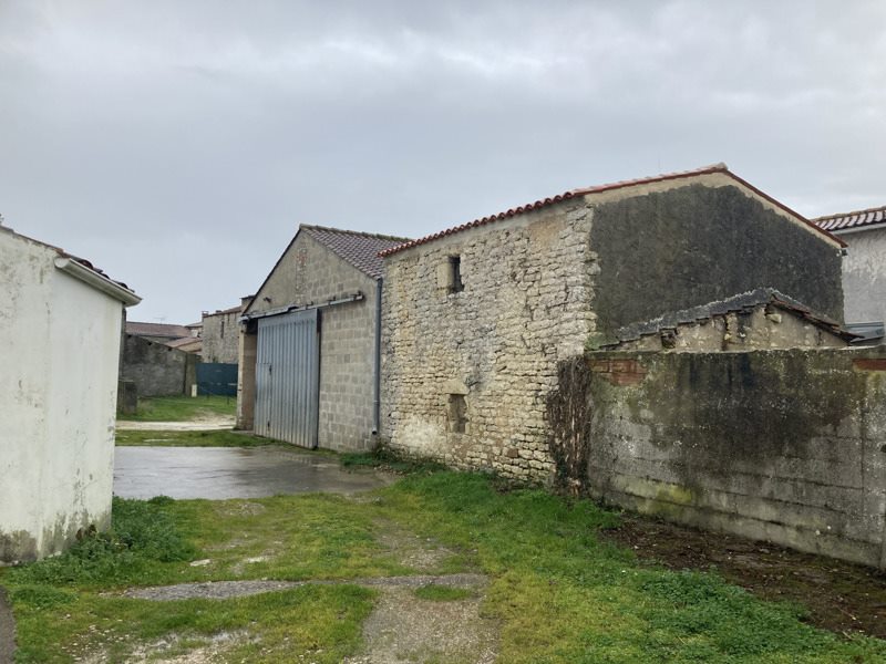 Vente Grange ST PIERRE D OLERON - 1 pièce -114 m² - (17310)