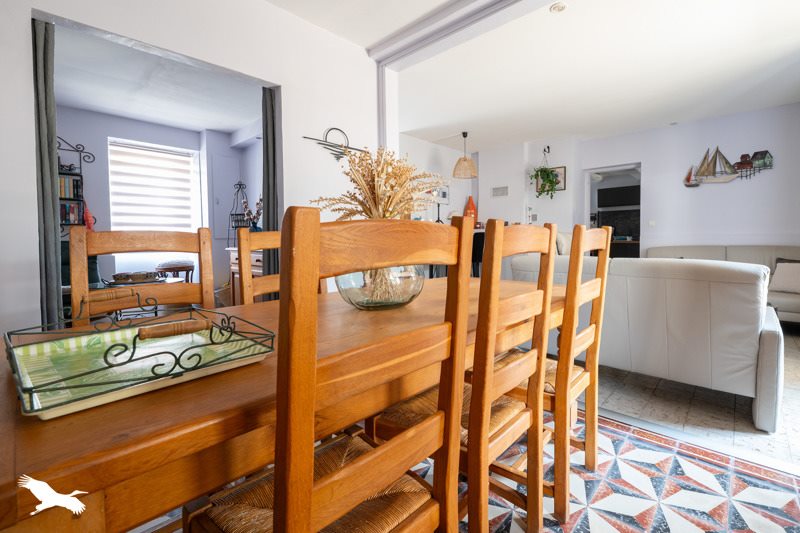 Vente Maison ST GEORGES D OLERON - 6 pièces -156 m² - (17190)
