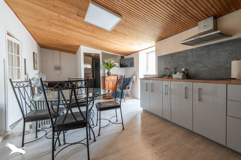 Vente Maison ST GEORGES D OLERON - 6 pièces -156 m² - (17190)