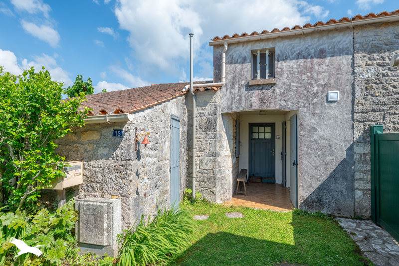 Vente Maison ST PIERRE D OLERON - 3 pièces -54 m² - (17310)
