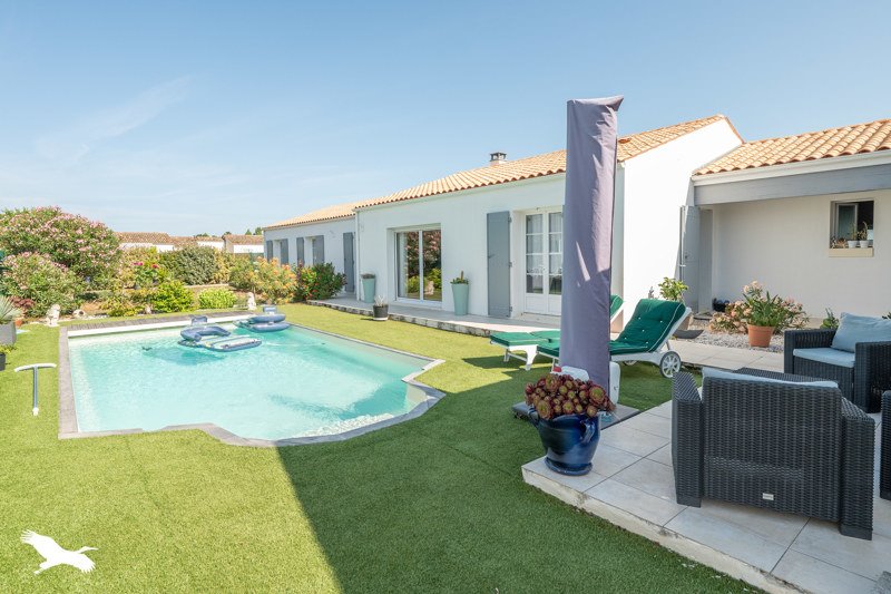 Vente Maison ST GEORGES D OLERON - 6 pièces -154 m² - (17190)