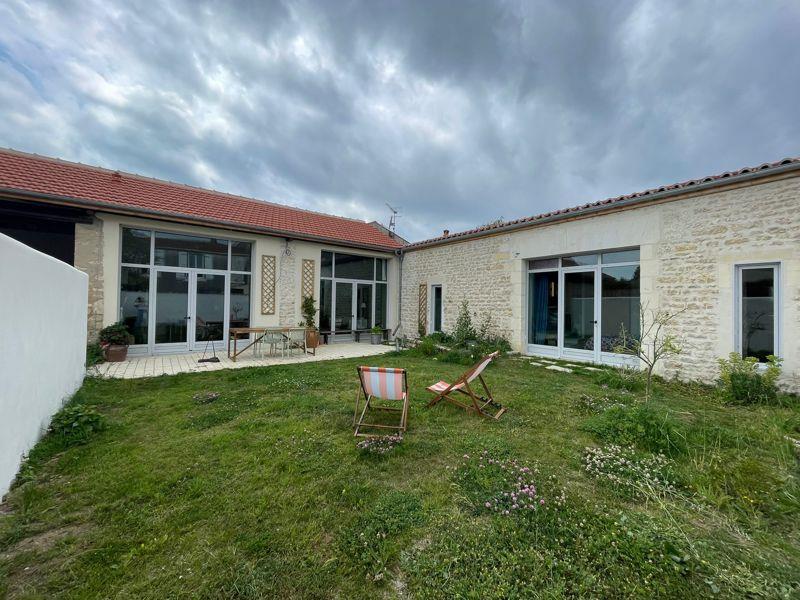 Vente Maison ST PIERRE D OLERON - 5 pièces -124 m² - (17310)