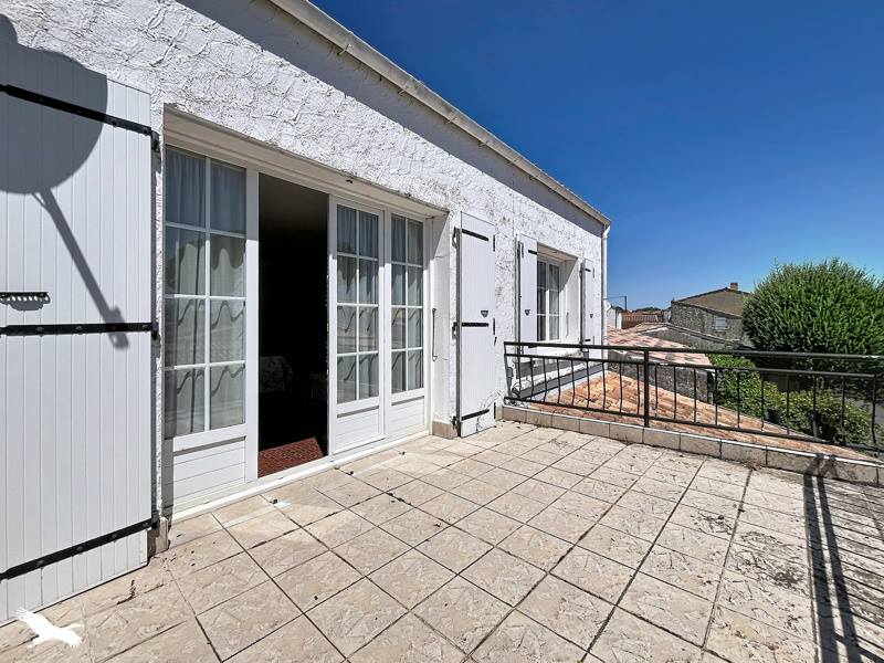 Vente Maison ST GEORGES D OLERON - 5 pièces -127 m² - (17190)