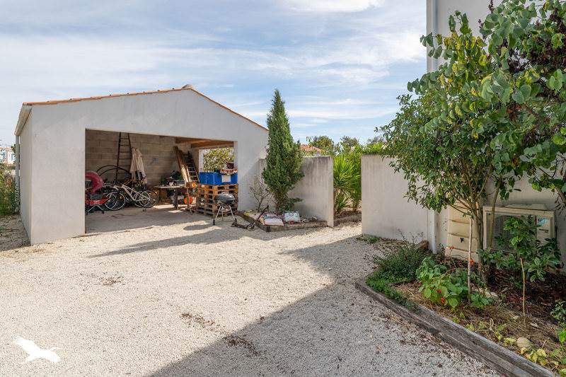 Vente Maison Saint-Georges-d'Oléron - 5 pièces -165 m² - (17190)