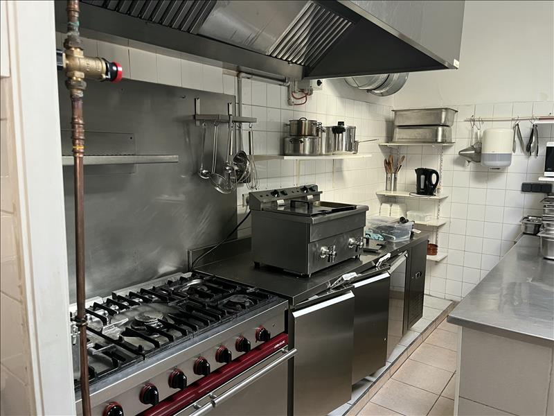 Vente Immeuble ANGOULEME - -  133 m² - (16000)