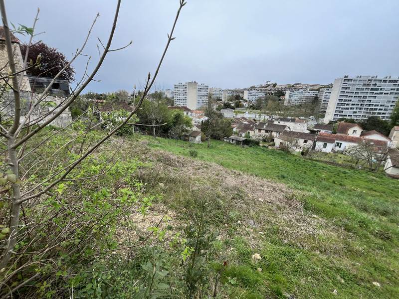 Vente Terrain ANGOULEME - -550 m² - (16000)