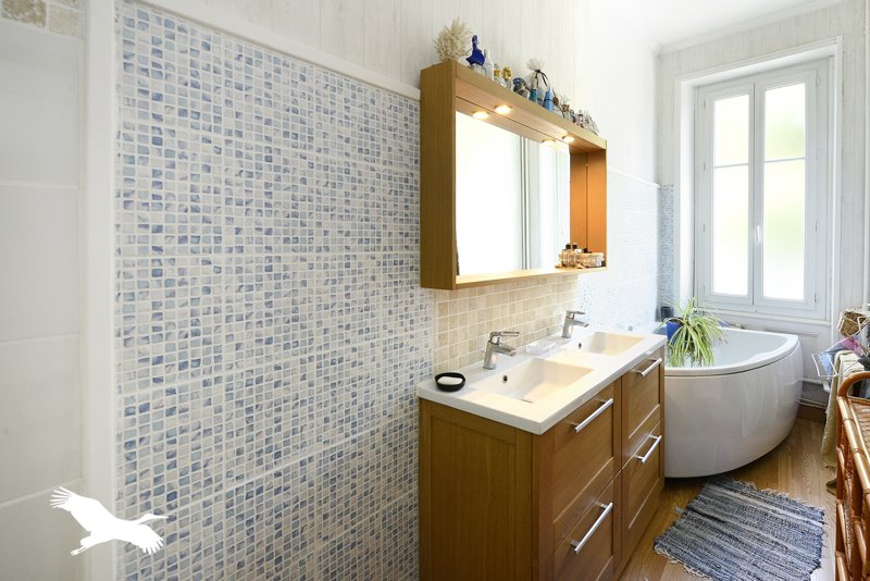 Vente Maison ANGOULEME - 7 pièces -165 m² - (16000)