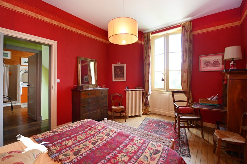 Vente Maison ANGOULEME - 7 pièces -183 m² - (16000)