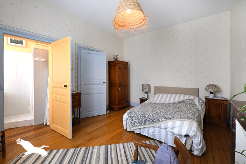 Vente Maison ANGOULEME - 7 pièces -183 m² - (16000)