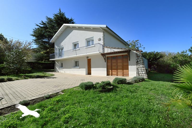 Vente Maison ANGOULEME - 5 pièces -155 m² - (16000)