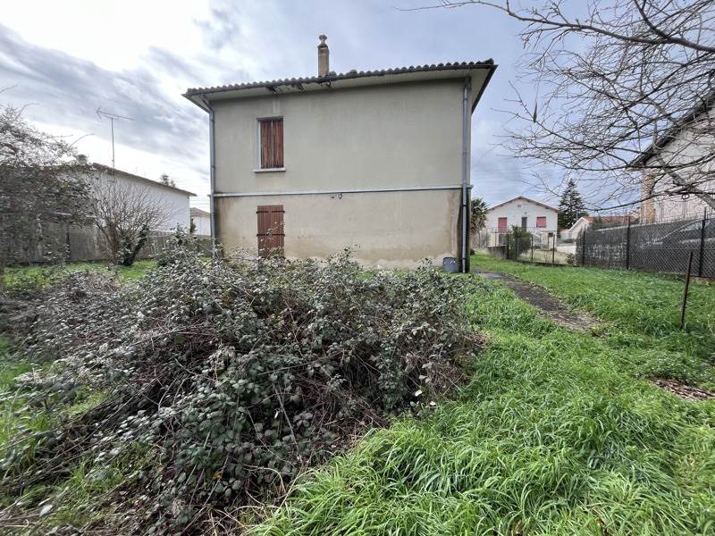Vente Maison ANGOULEME - 6 pièces -105 m² - (16000)