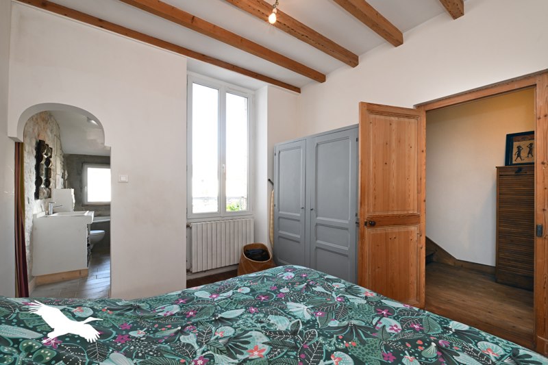 Vente Maison ANGOULEME - 6 pièces -115 m² - (16000)