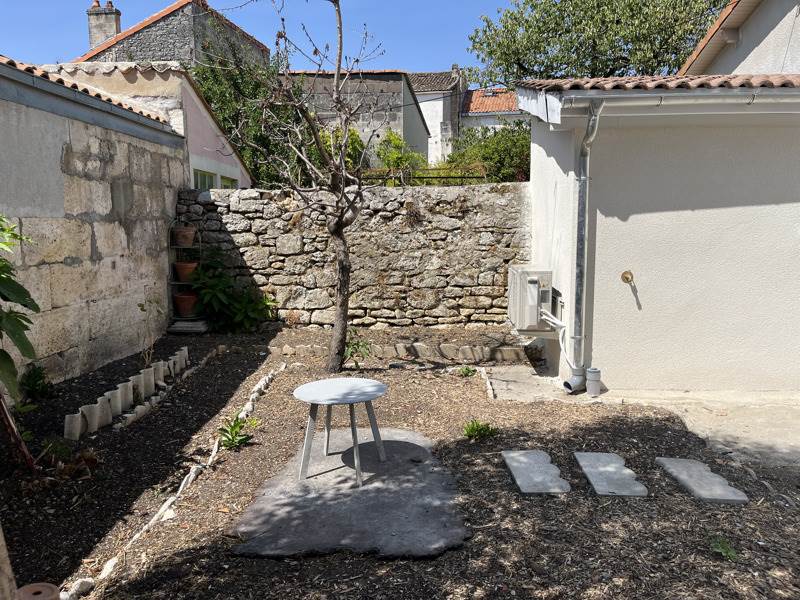 Vente Maison ANGOULEME - 3 pièces -70 m² - (16000)