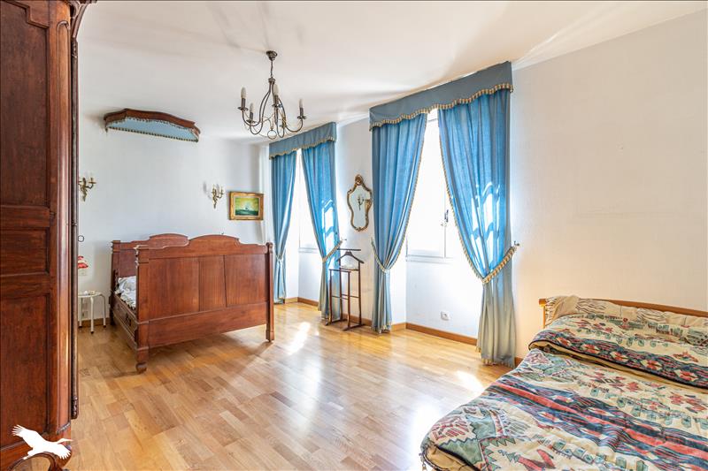 Vente Maison SALLES SUR L HERS - 6 pièces -203 m² - (11410)