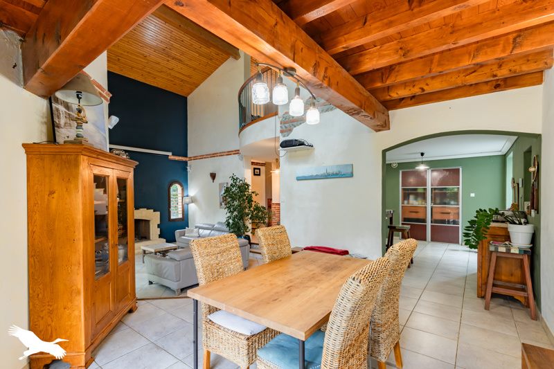 Vente Maison AYGUESVIVES - 8 pièces -260 m² - (31450)