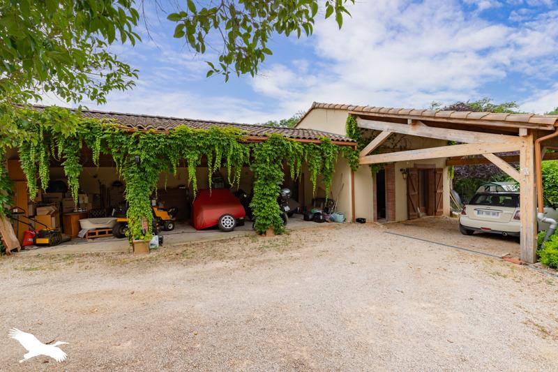 Vente Maison AYGUESVIVES - 8 pièces -260 m² - (31450)