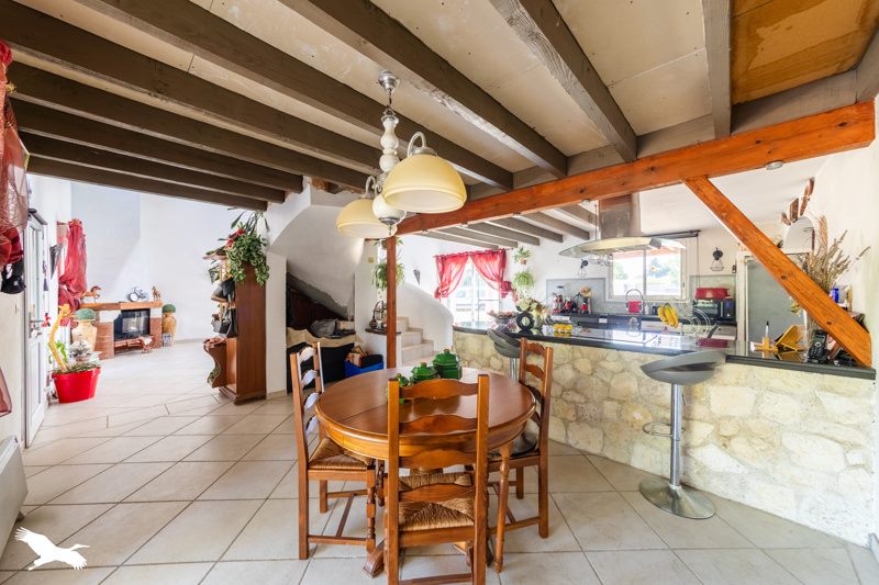 Vente Maison VALENCE - 4 pièces -182 m² - (82400)