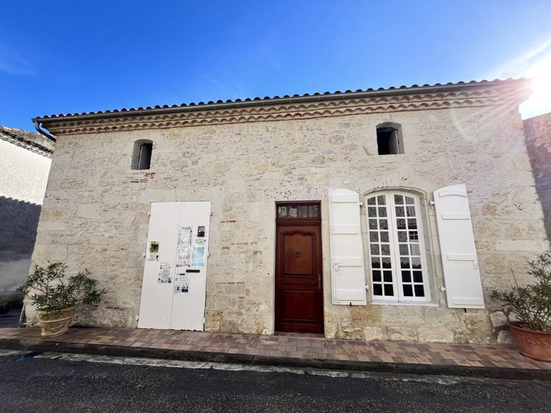 Vente Maison PUYMIROL - 2 pièces -83 m² - (47270)