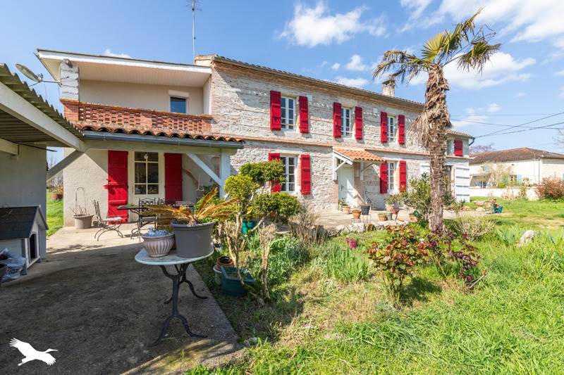 Vente Maison LAMAGISTERE - 5 pièces -193 m² - (82360)