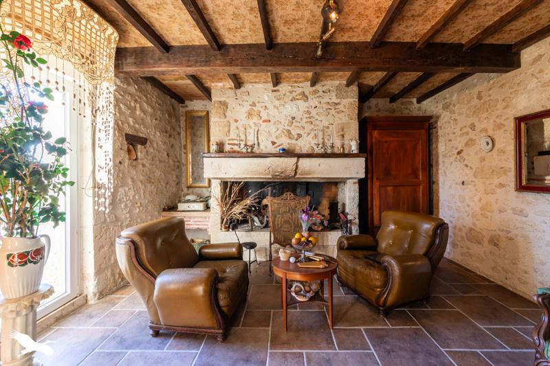 Vente Maison ST ROMAIN LE NOBLE - 5 pièces -268 m² - (47270)