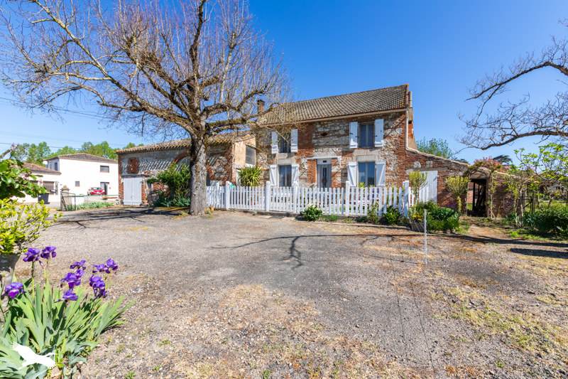 Maison 6 pièces 134 m² · à Valence · 134 m² · 220 000 €