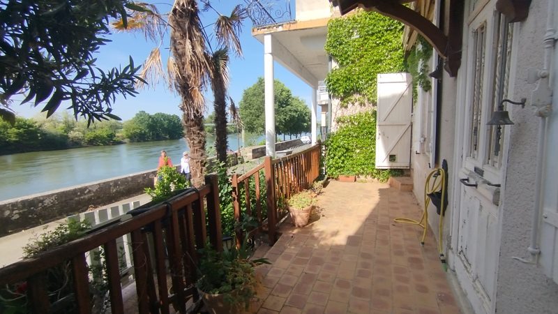 Vente Maison LAMAGISTERE - 6 pièces -191 m² - (82360)