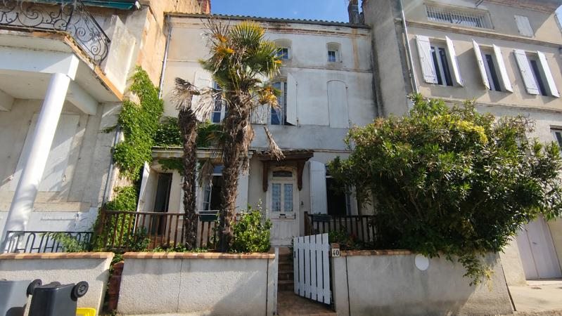 Vente Maison LAMAGISTERE - 6 pièces -191 m² - (82360)