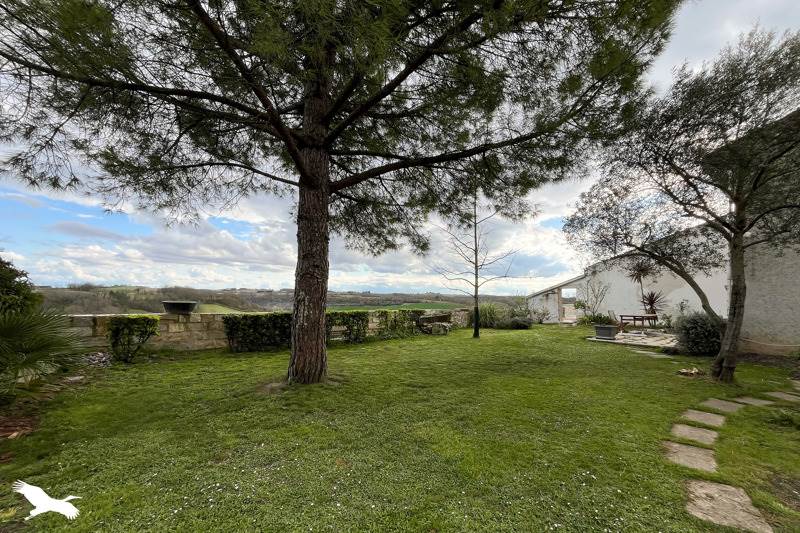Vente Maison PUYMIROL - 8 pièces -313 m² - (47270)