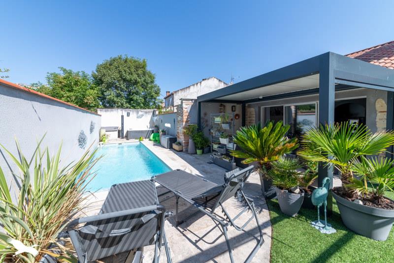Vente Maison LAMAGISTERE - 5 pièces -145 m² - (82360)