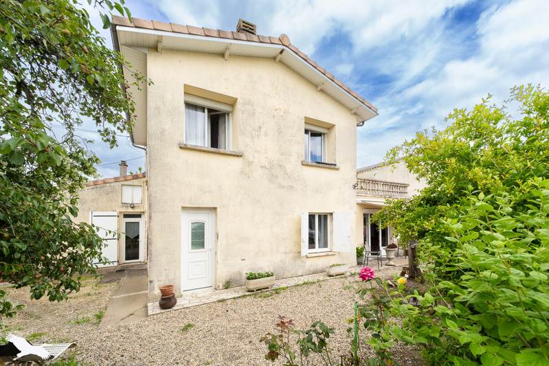 Vente Maison LA LANDE DE FRONSAC - 4 pièces -122 m² - (33240)