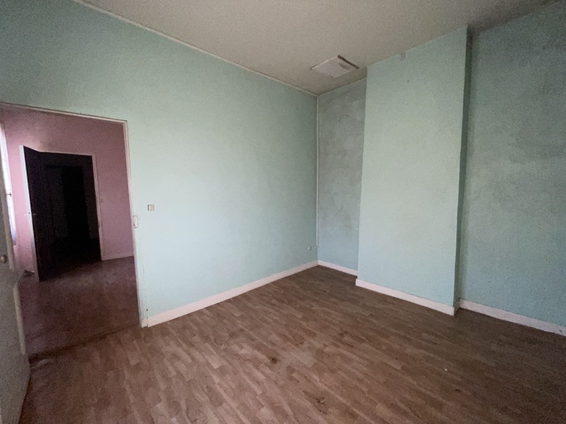 Vente Maison BOURG - 4 pièces -80 m² - (33710)