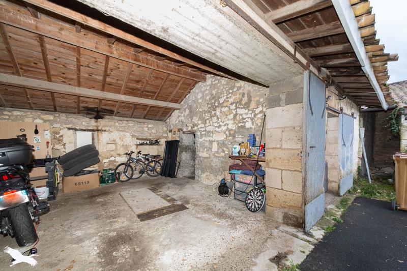 Vente Maison LUGON ET L ILE DU CARNAY - 4 pièces -82 m² - (33240)