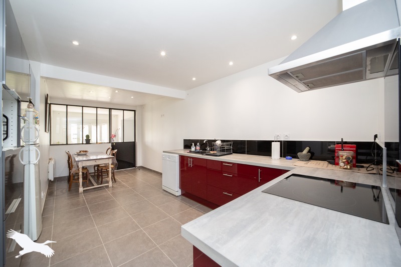 Vente Maison ASQUES - 7 pièces -298 m² - (33240)
