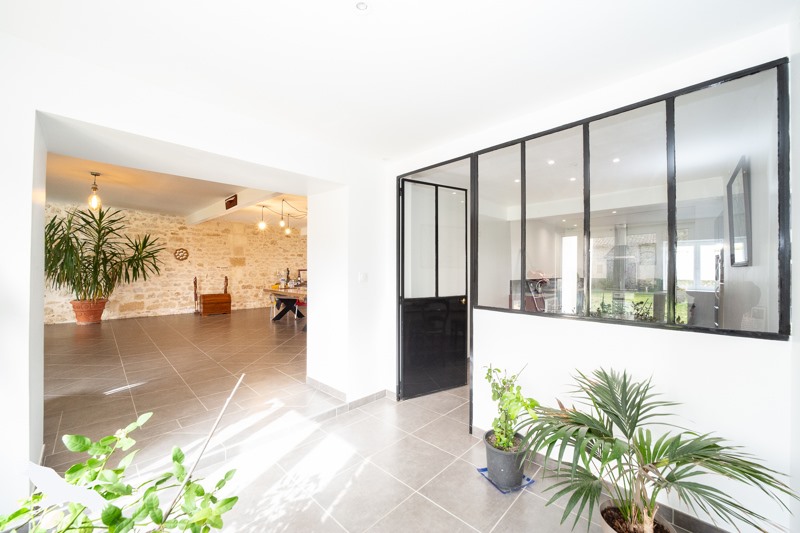 Vente Maison ASQUES - 7 pièces -298 m² - (33240)