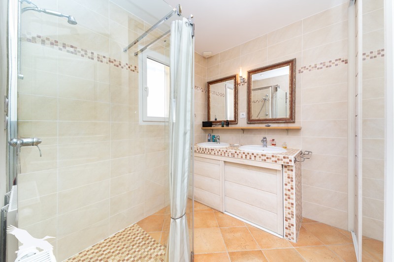 Vente Maison ST ANDRE DE CUBZAC - 5 pièces -99 m² - (33240)