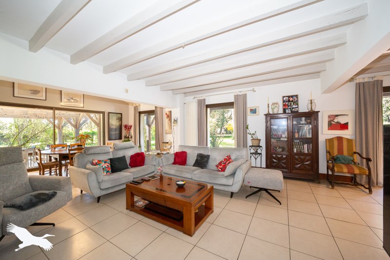 Vente Maison VAL DE VIRVEE - 7 pièces -208 m² - (33240)