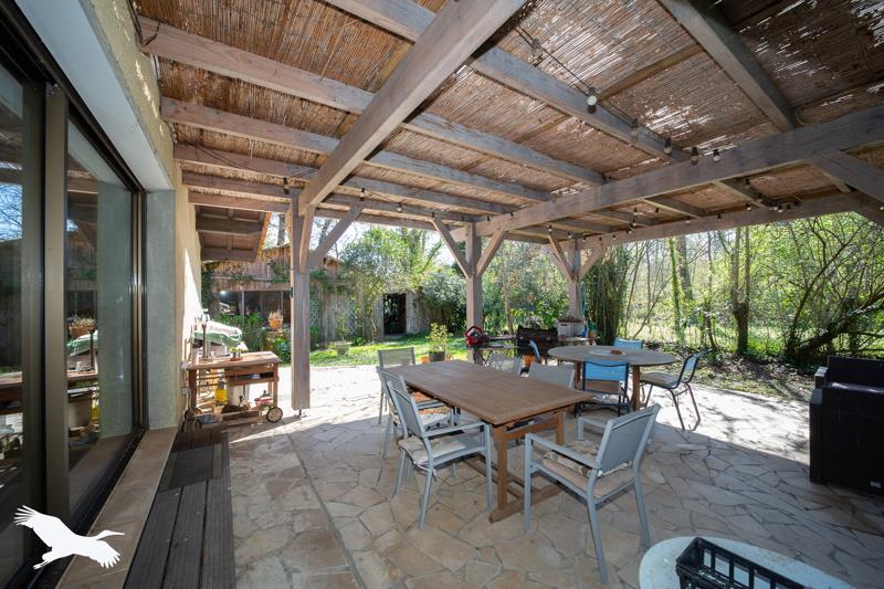 Vente Maison VAL DE VIRVEE - 7 pièces -208 m² - (33240)