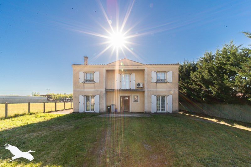 Vente Maison ST ANDRE DE CUBZAC - 5 pièces -195 m² - (33240)