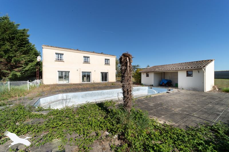 Vente Maison ST ANDRE DE CUBZAC - 5 pièces -195 m² - (33240)