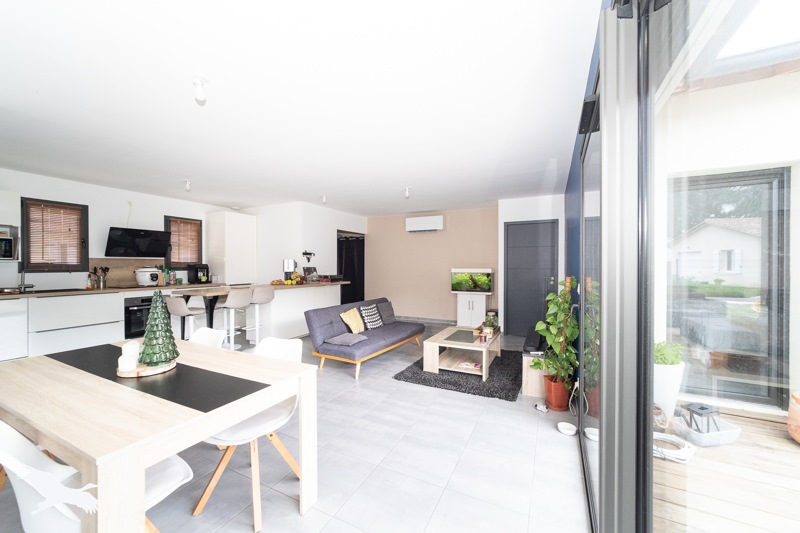 Vente Maison VAL DE VIRVEE - 4 pièces -95 m² - (33240)