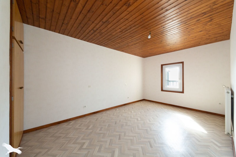 Vente Maison GAURIAGUET - 5 pièces -145 m² - (33240)