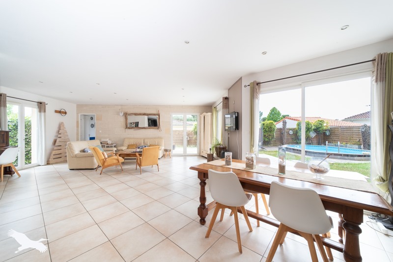 Vente Maison ST ANDRE DE CUBZAC - 5 pièces -157 m² - (33240)