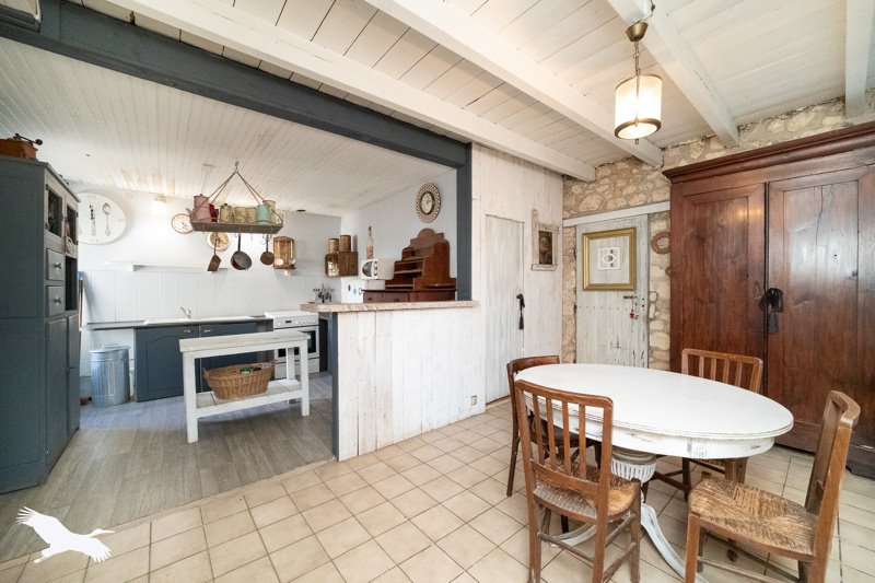 Vente Maison TAURIAC - 3 pièces -109 m² - (33710)