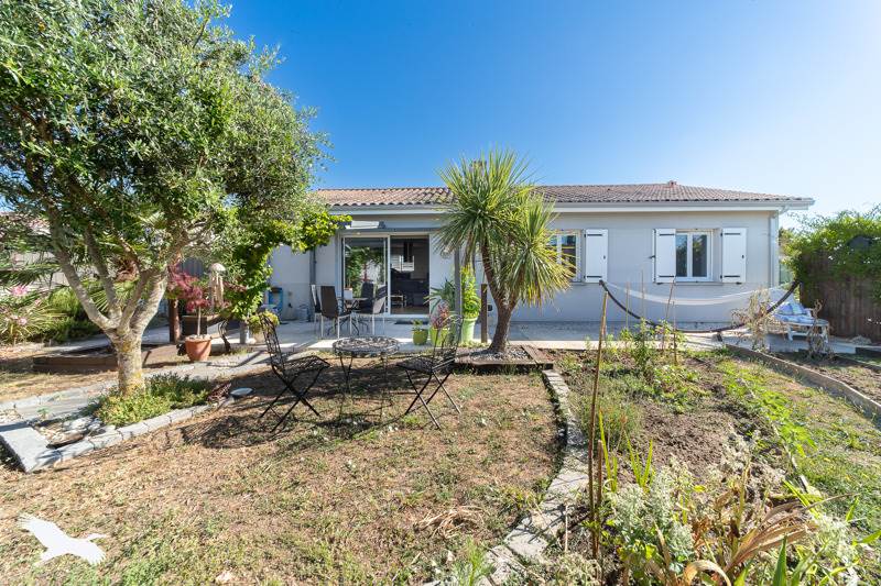 Vente Maison LUGON ET L ILE DU CARNAY - 3 pièces -95 m² - (33240)