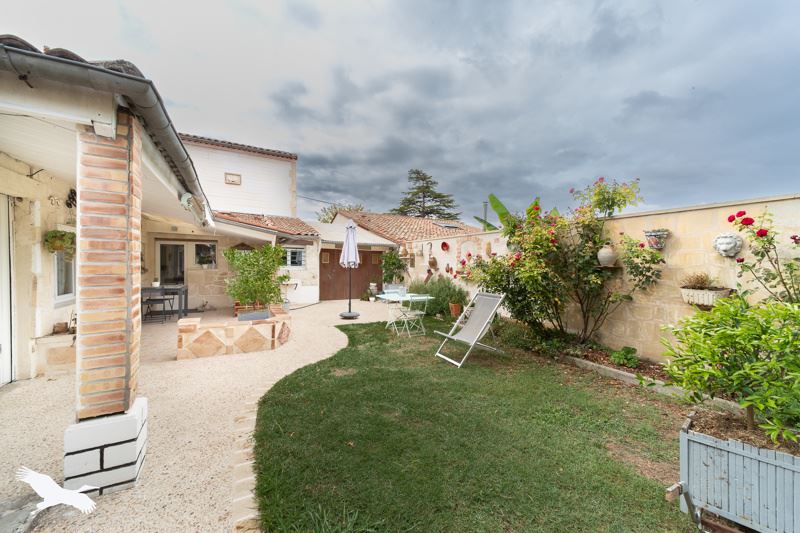 Vente Maison Saint-André-de-Cubzac - 4 pièces -140 m² - (33240)