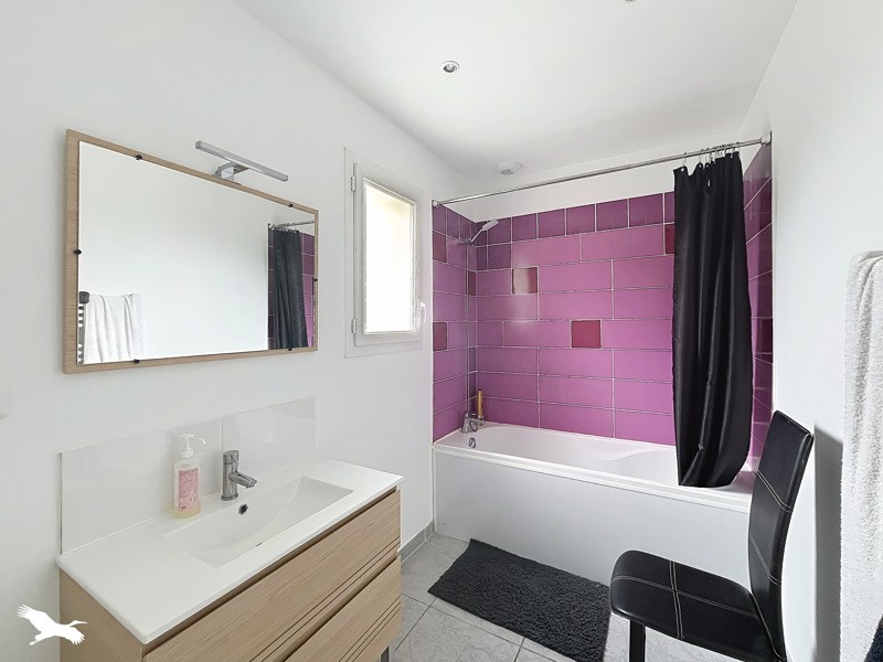 Vente Maison Val de Virvée - 5 pièces -90 m² - (33240)